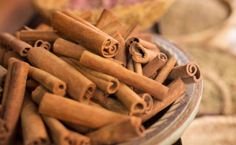 Cinnamon and Diabetes: Evidence, Safety, and Daily Use
